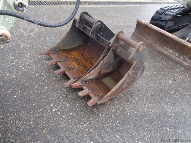 Mini excavator VOLVO ECR25 D Powertilt 3 x Löffel