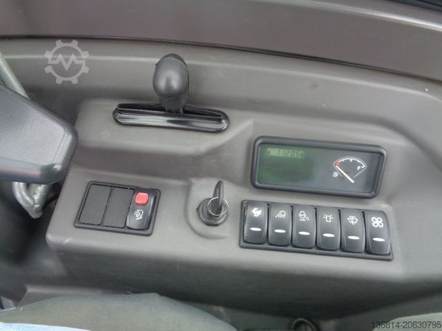 Mini excavator VOLVO ECR25 D Powertilt 3 x Löffel