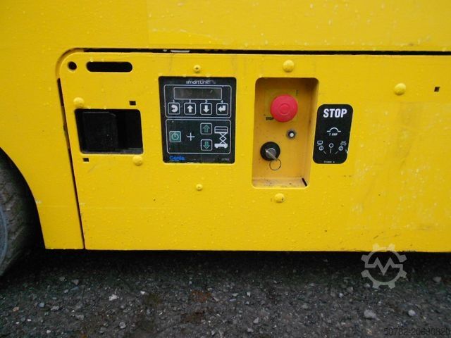 Work platform GENIE GS 1932, Scherenarbeitsbühne Genie 8 m