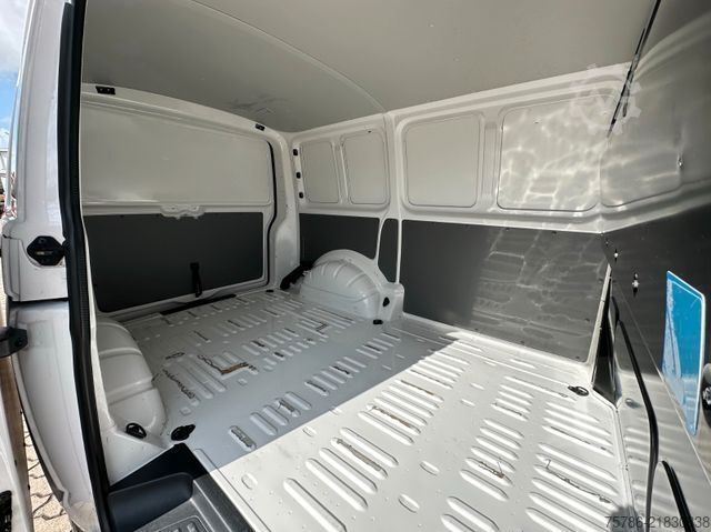 Panel van VOLKSWAGEN T6.1 L1 KA/ Komfort-Paket Plus/ 3 Sitze/ E6