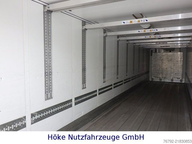 Reefer semitrailer SCHMITZ CARGOBULL SKO 24/L Doppelst./Thermo-King/Pal.- Ka./4165 Bh