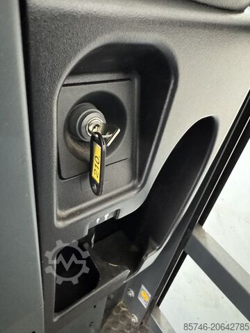 EKS 210 - Rail Guidance!! Cabin 1000MM!! JUNGHEINRICH EKS 210 - Rail Guidance !! Cabin 1000 MM !!