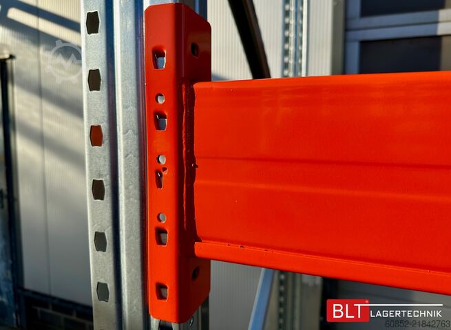 Heavy-duty shelf ca. 8,4 lfm. Palettenregal H: 500 cm Fachlast : 4500 kg , Schwerlastregal