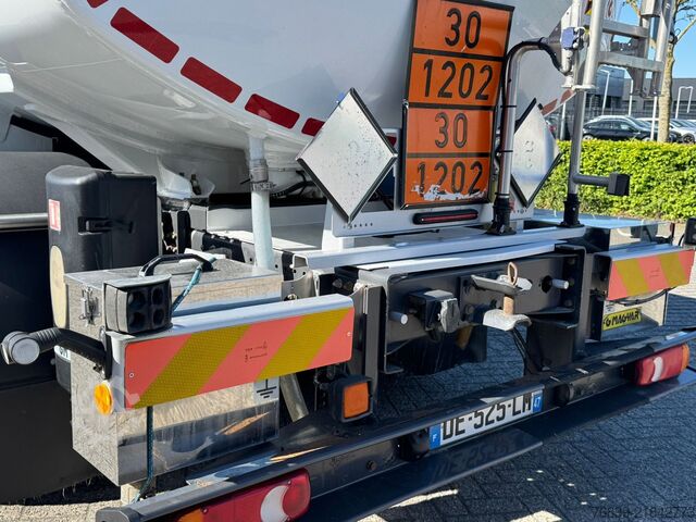Tanker truck Renault Midlum 270.18