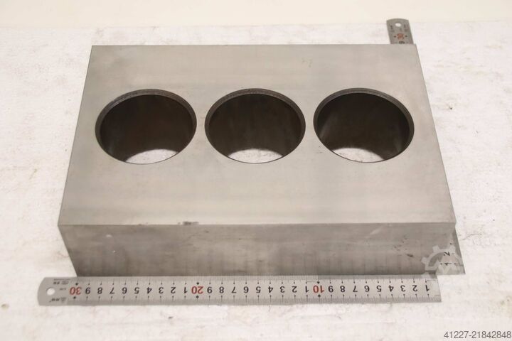 Square block unbekannt 300/200/80 mm