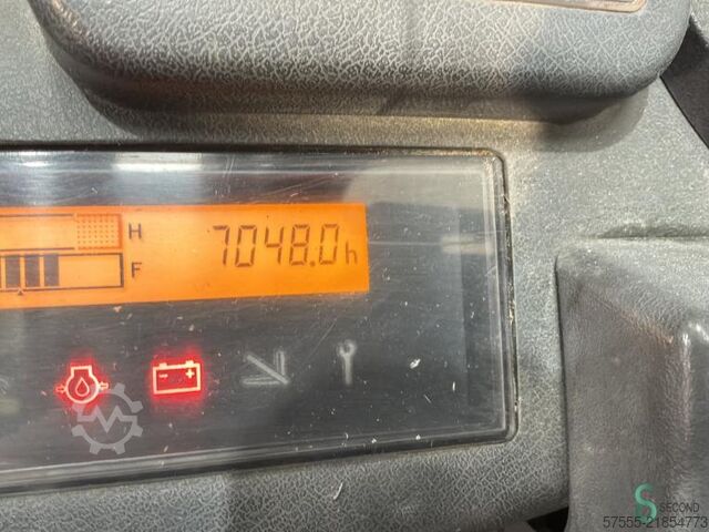 Forklift Toyota 02-8 FDF 25