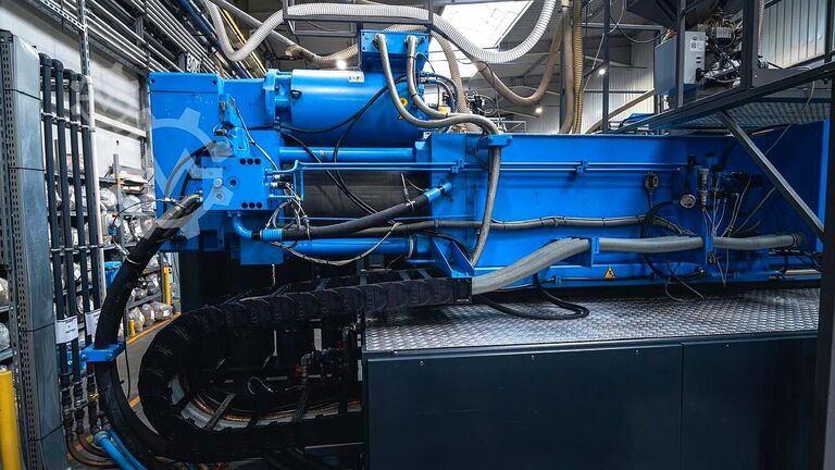 Spritzgießmaschine Stork S+ 9000-12550