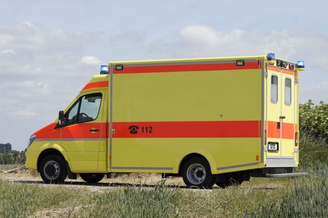 Fire truck MERCEDES-BENZ Sprinter 519 // Mod. 2017 // 1 J Garantie //