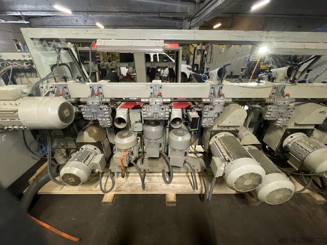 Moulder WEINIG HYDROMAT (8 spindle)