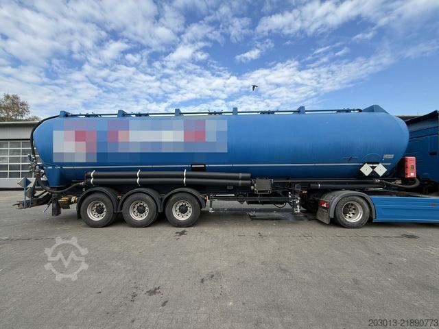 Silo semitrailer SPITZER SK 2760 Silo ADR 3 Achse 60.000 Liter