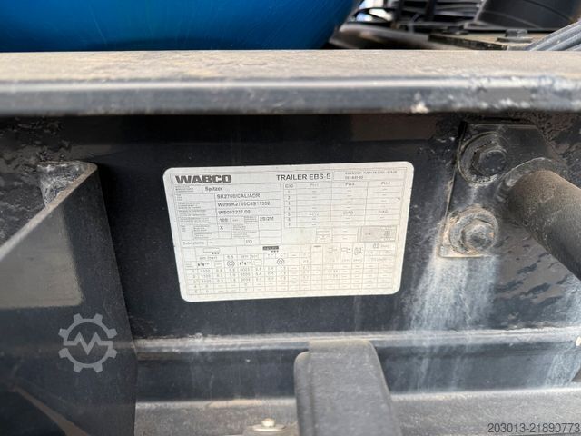 Silo semitrailer SPITZER SK 2760 Silo ADR 3 Achse 60.000 Liter
