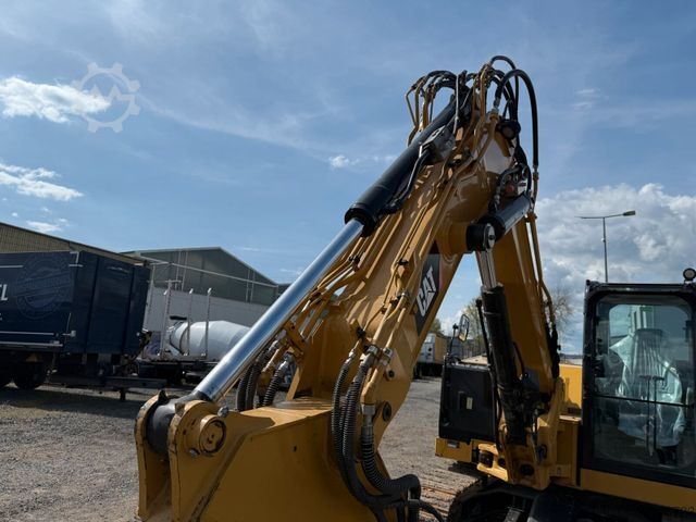 Chain excavator 308CR 07A Kettenbagger 9 Tonnen *4.264 BTH