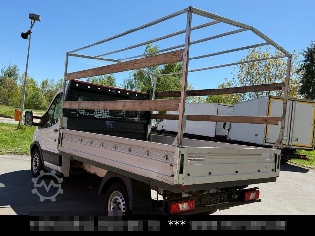 Pick-up van FORD Transit 2.0 L2 Pritsche 3 Sitze *EUR6 *1 Hand