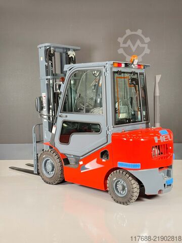 Diesel front loader Heli CPCD25-H3-Diesel 2,5t 6m Kabine-KUBOTA - Garantie