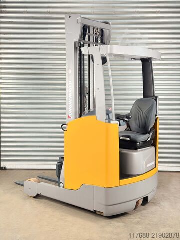 Reach truck Jungheinrich ETV 214 - Service Neu - Batteire 82% - Garantie