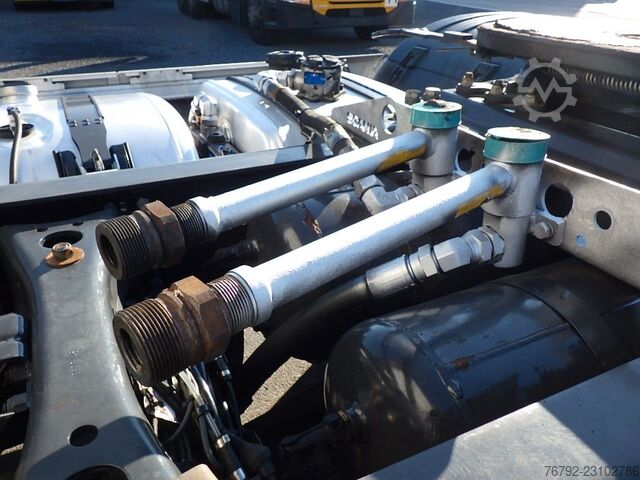 Standard tractor unit SCANIA R 560 A Super/Highline/Ret/Hydr./2xTank/Standkli