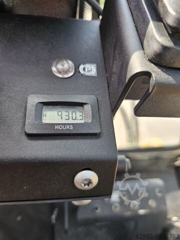 Saug Kehrmaschine Geräteträger Kärcher MIC 34C