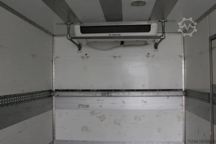Refrigerated/frozen transport DAF LF 45.130 + EURO 5 + thermo king LOW KM + MANUAL