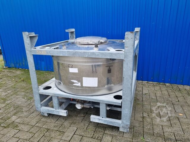Storage tank  10763