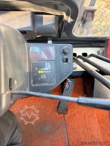 Gabelstapler Nissan 2,7t