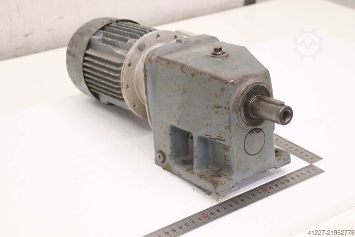 Geared motor 0.37 kW 45 rpm Nord SK12-71 L/4  SK 71 L/4