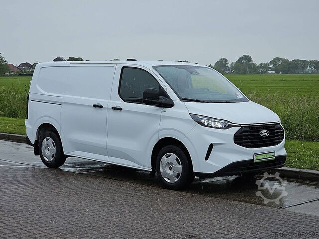High-roof van FORD TRANSIT CUSTOM 2.0 L1H1 LED Navi