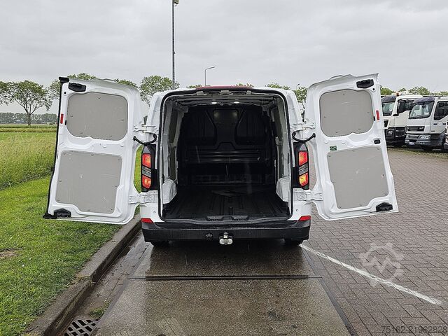 High-roof van FORD TRANSIT CUSTOM 2.0 L1H1 LED Navi