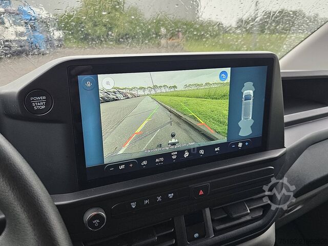 High-roof van FORD TRANSIT CUSTOM 2.0 L1H1 LED Navi