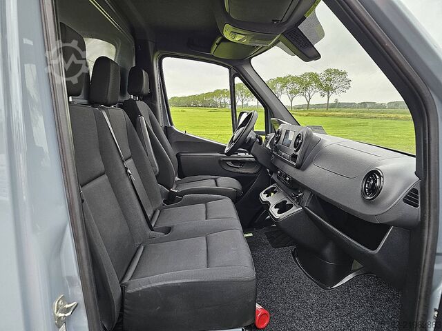 Suitcase MERCEDES-BENZ SPRINTER 317 Bakwagen Deuren XXL!