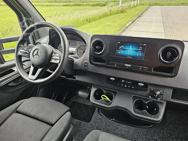 Suitcase MERCEDES-BENZ SPRINTER 317 Bakwagen Deuren XXL!
