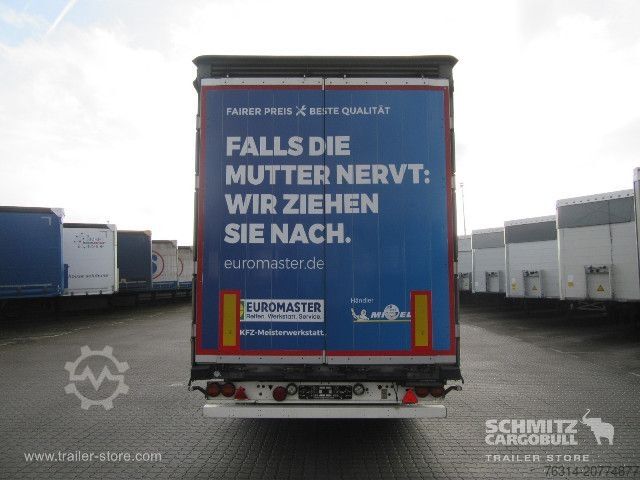 Auflieger mit Pritsche & Plane Schmitz Cargobull Curtainsider Mega Getränke