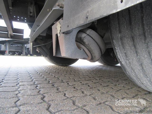 Auflieger mit Pritsche & Plane Schmitz Cargobull Curtainsider Mega Getränke