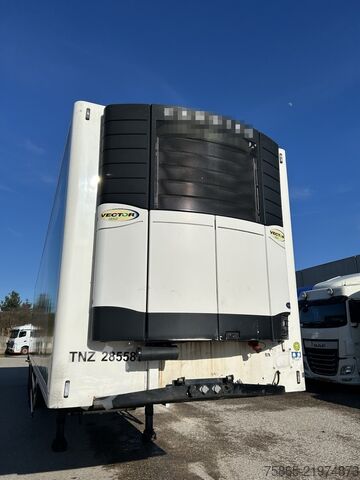 Refrigerated/freezer transport SOR Iberica SP71 / Carrier Vector 1850 / Frigo Box / BPW Dr...