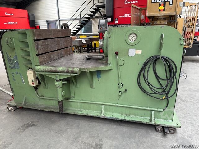Abkantpresse COLLY HV200