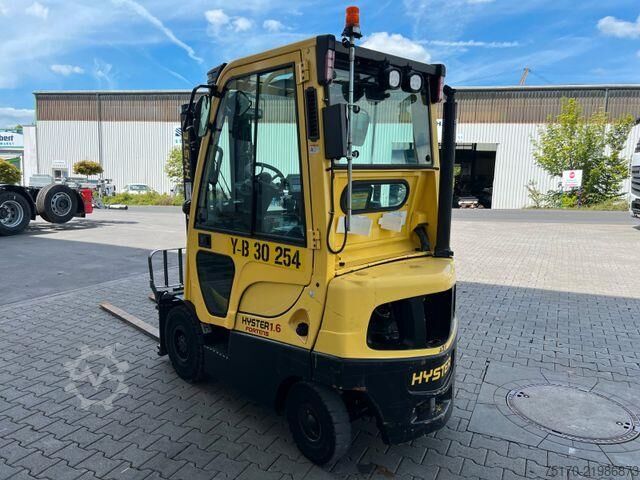 Gabelstapler Hyster H1.6 FT / Verstellgerät / HH: 4.45m / nur 812h