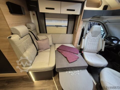 Semi-integrated camper Knaus L!VE WAVE 650 MEG Black Selection *TraumMobil*L-Sitzgruppe*