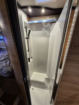 Semi-integrated camper Knaus L!VE WAVE 650 MEG Black Selection *TraumMobil*Autark e*