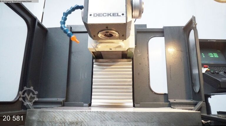 Werkzeugfräsmaschine - Universal DECKEL FP 2 NC / DIALOG 11