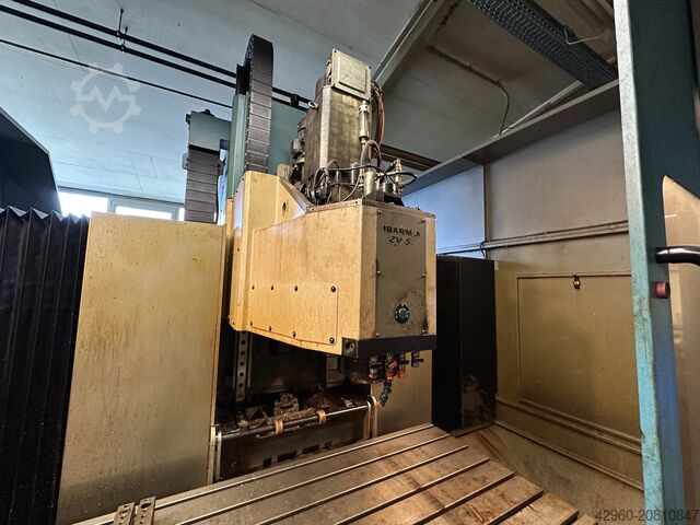 Vertikales Bearbeitungszentrum Ibarmia VZ55/L1600