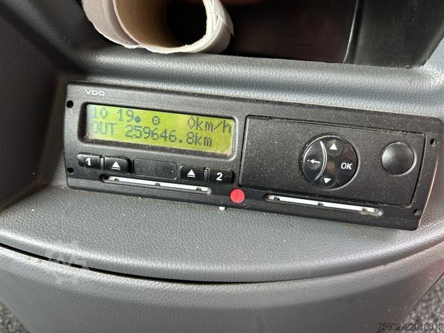 Motor coach MERCEDES-BENZ Tourismo RH K 41-Sitze Klima WC  NEULACK NEU TOP