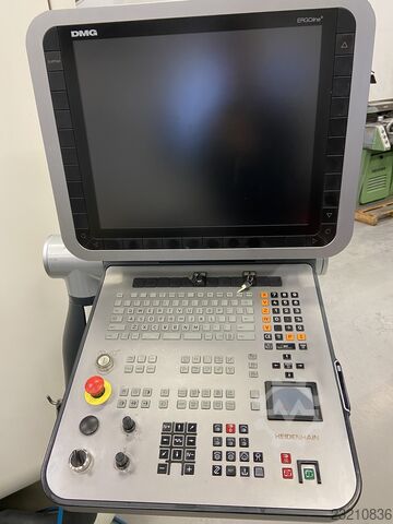 Universal machining center DMG Mori HSC 55 linear