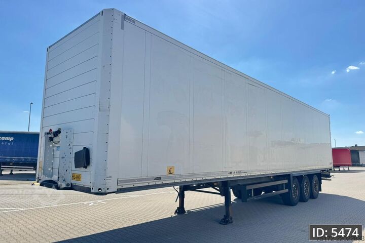 Suitcase Schmitz Cargobull SCB/S3B / Disk brakes / Double stock