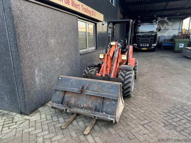 Radlader Schäffer - 2436 - Schaufel - Radlader - 200 Betriebsstunden - 2011 - Schaufel - Gabelträger SCHÄFFER Wiellader Schaffer - 2436 - shovel - wiellader - 200uur - 2011 - bak - vorkenbord