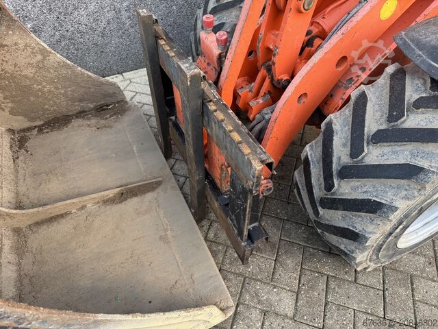 Radlader Schäffer - 2436 - Schaufel - Radlader - 200 Betriebsstunden - 2011 - Schaufel - Gabelträger SCHÄFFER Wiellader Schaffer - 2436 - shovel - wiellader - 200uur - 2011 - bak - vorkenbord