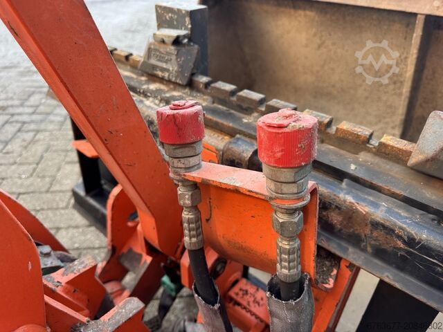 Radlader Schäffer - 2436 - Schaufel - Radlader - 200 Betriebsstunden - 2011 - Schaufel - Gabelträger SCHÄFFER Wiellader Schaffer - 2436 - shovel - wiellader - 200uur - 2011 - bak - vorkenbord