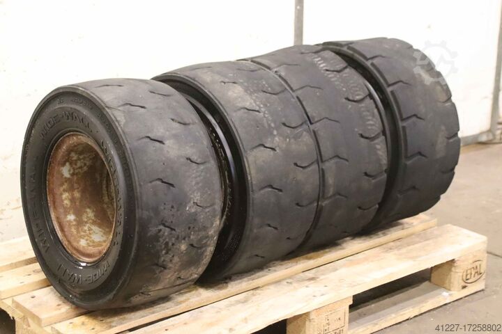 Tires with rim 4 pieces Omega 23x9-10 N.H.S