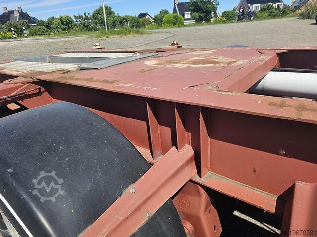 Container transport Burg BPO 12-27CCXGX-00. | ADR TANK CHASSIS 20/30 FT ...