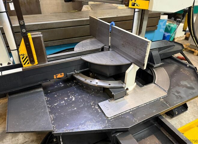 Halbautomatische Bandsäge PEGAS Gonda 750 x 500 mm  CNC