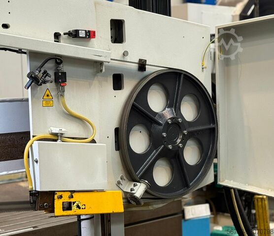 Halbautomatische Bandsäge PEGAS Gonda 750 x 500 mm  CNC