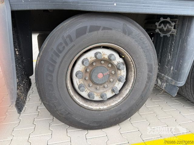 Open semitrailer with tarp Schmitz Cargobull Curtainsider Mega